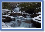 winter-waterfall0003 * 1320 x 880 * (781KB)