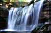 elakala_waterfall_1_waterfall.JPG (273890 bytes)